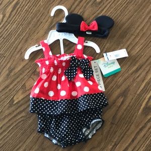 0-3 Mo. Minnie Mouse Outfit with headband